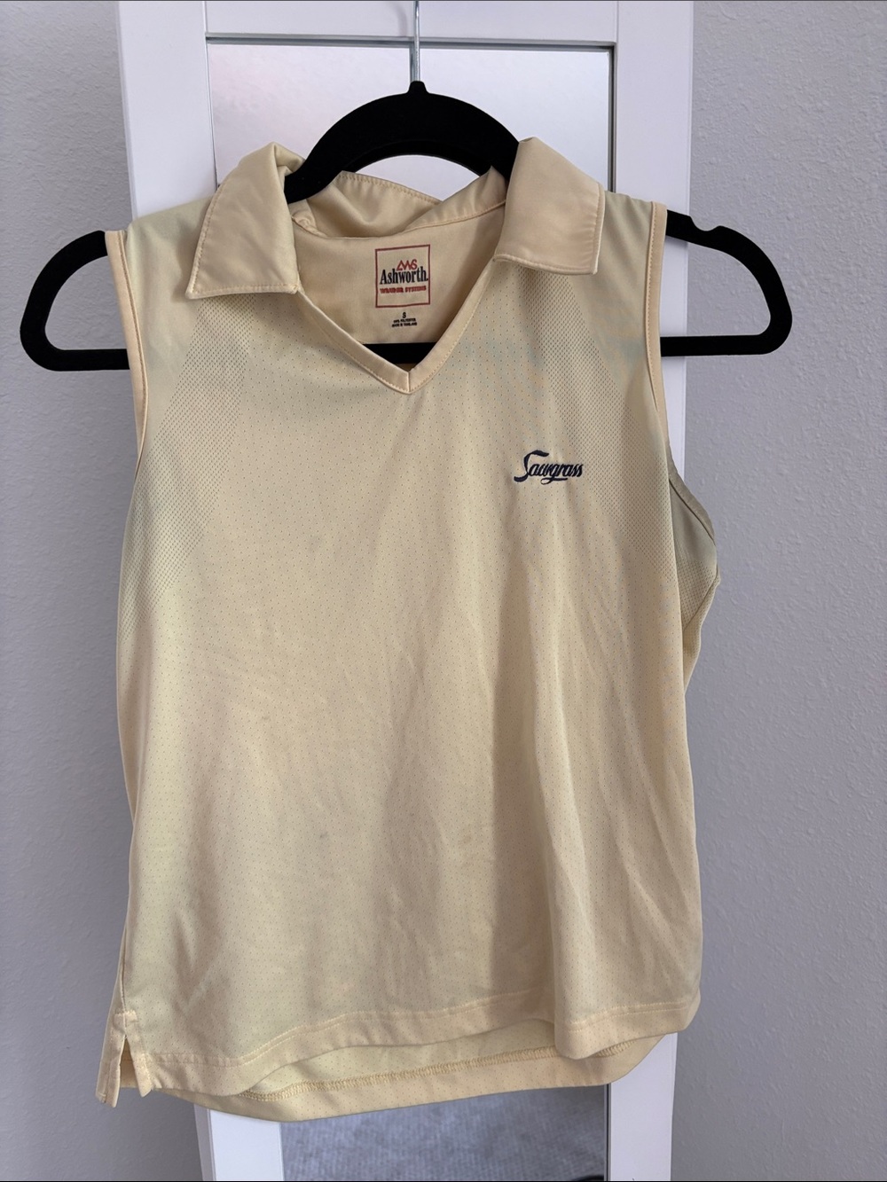 Ashworth Sleeveless Collared Tank Top - pale yellow